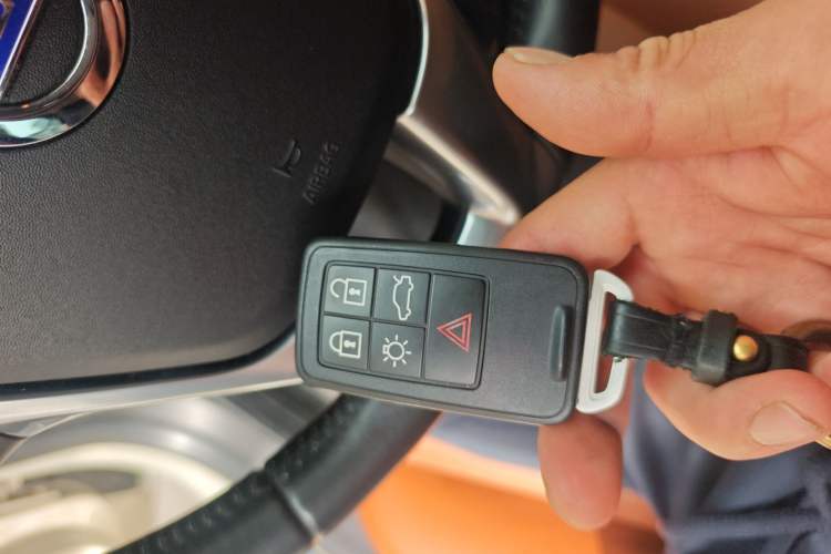 Used Volvo S60 2016 S60L T3 Smart Drive Edition Vehicle Key