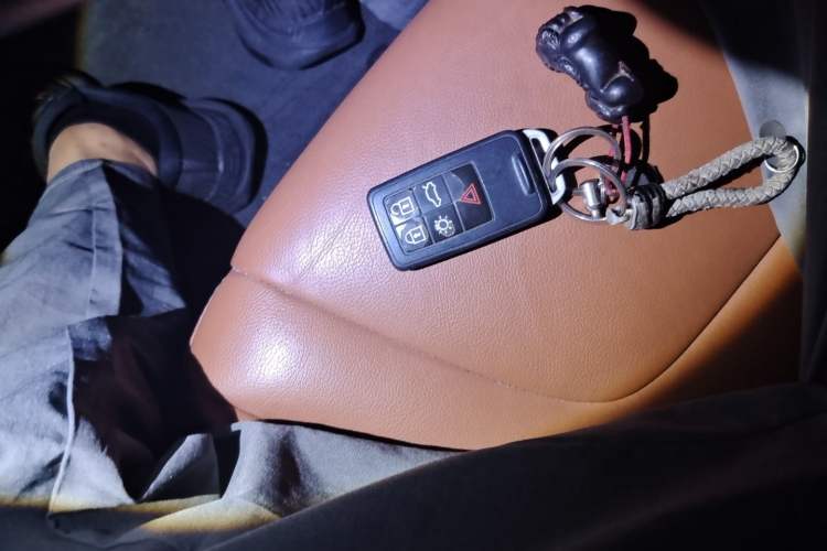 Used Volvo S60 2016 S60L T4 Zhiyuan Edition Vehicle Key