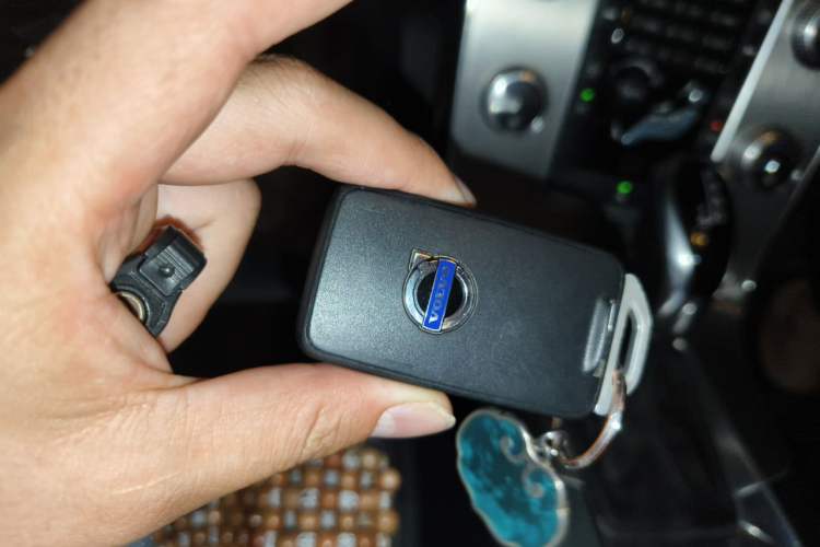 Used Volvo S60 2016 S60L T4 Zhiyuan Edition Vehicle Key