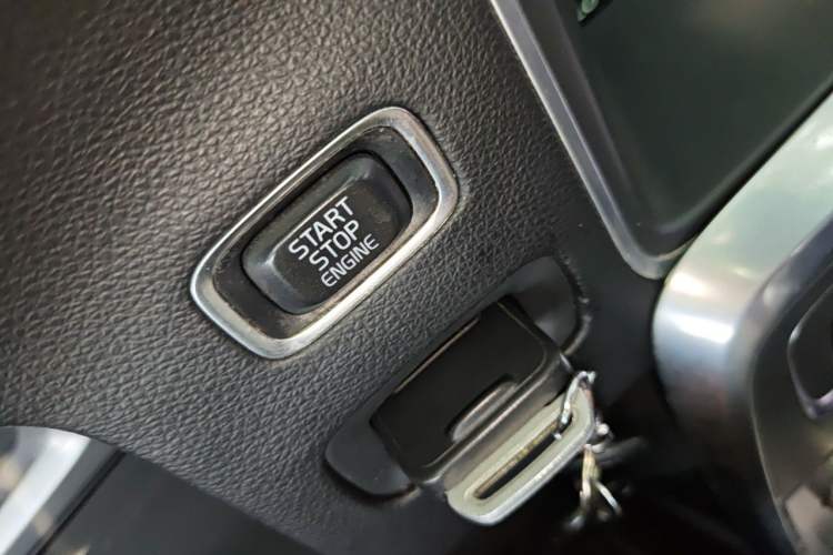 Used Volvo S60 2016 S60L T3 Smart Drive Edition Vehicle Key