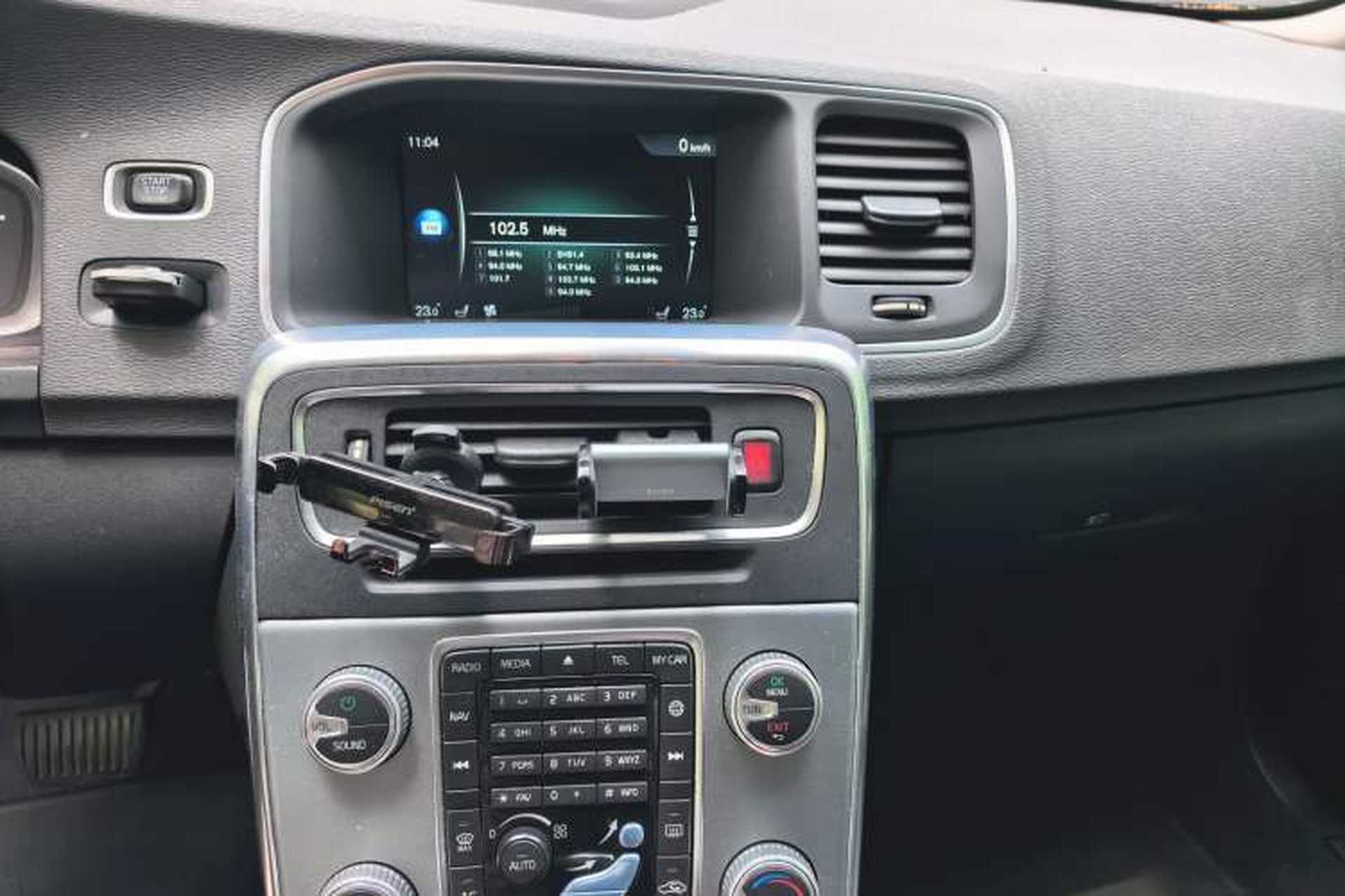Used Volvo S60 2016 S60L T5 Intelligent Drive Edition Audio And AC Panel