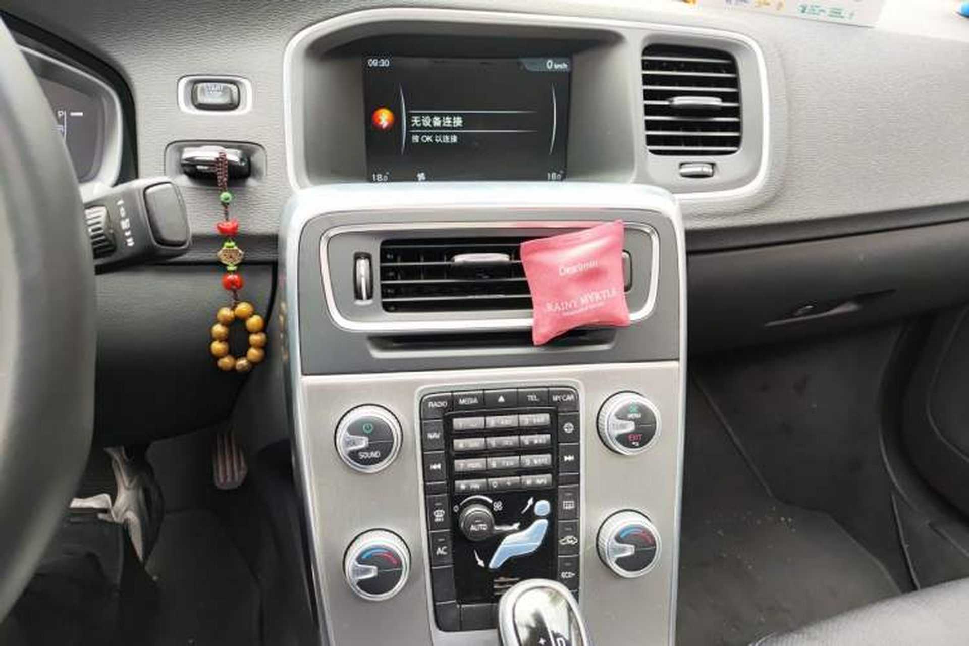 Used Volvo S60 2016 S60L T3 Smart Drive Edition Audio And AC Panel