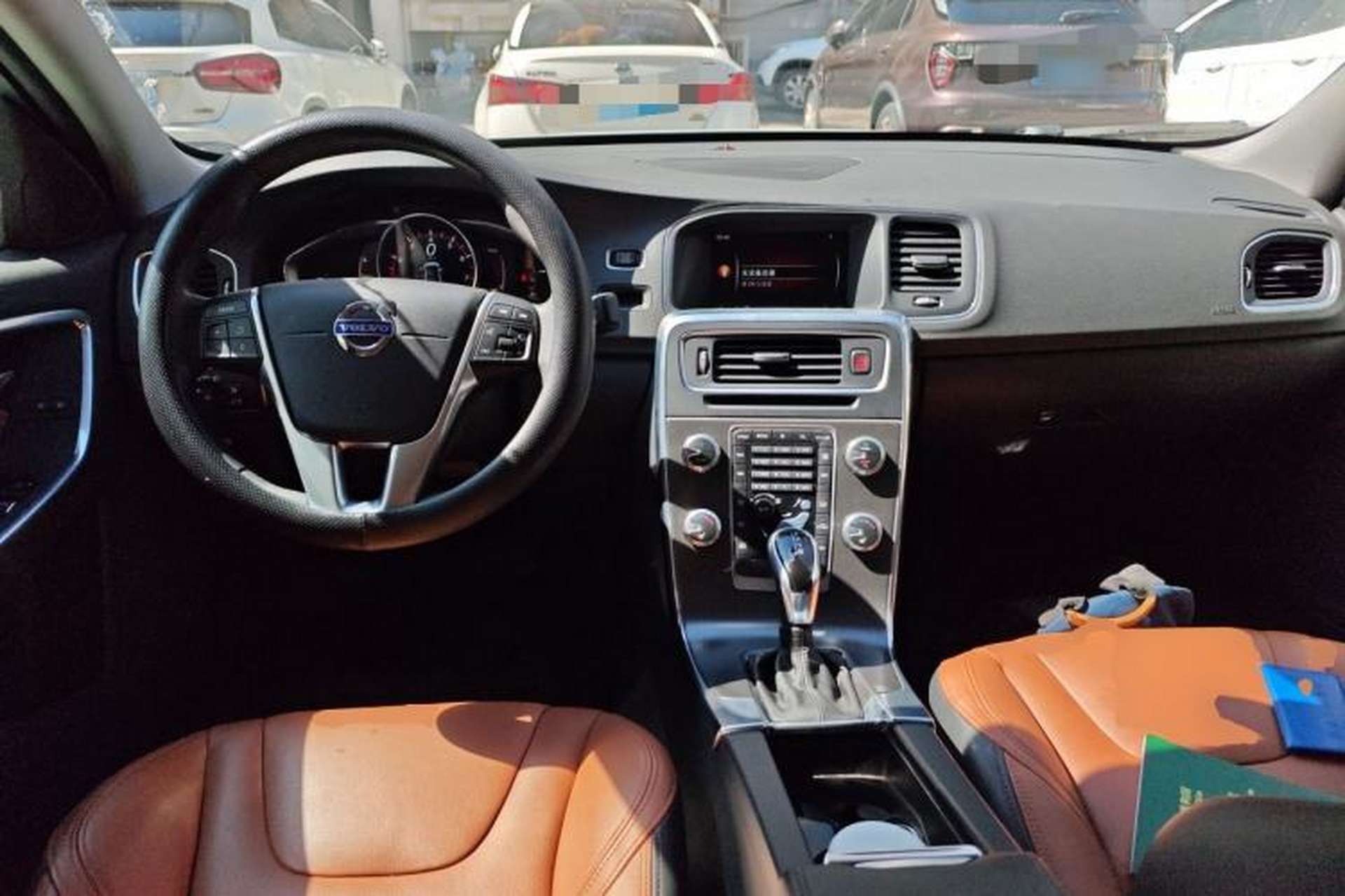 Used Volvo S60 2016 S60L T5 Intelligent Drive Edition Center Console