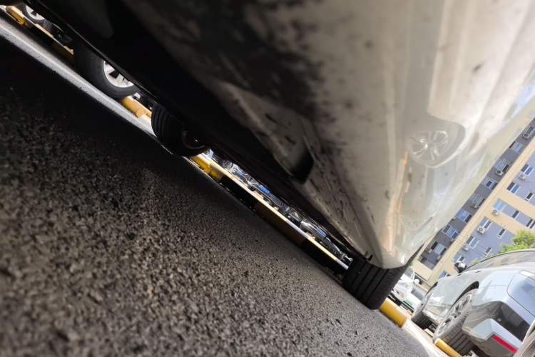 Used Volvo S60 2016 S60L T4 Zhiyuan Edition Chassis Front Left