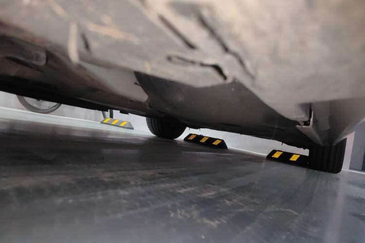 Used Volvo S60 2016 S60L T5 Intelligent Drive Edition Chassis Front Left