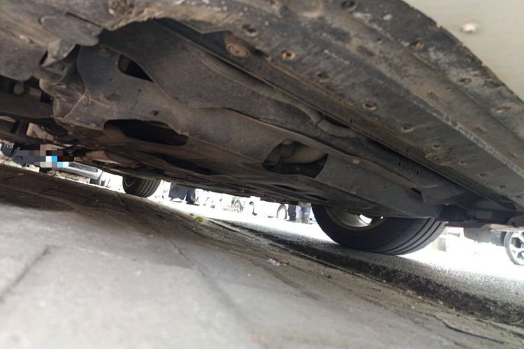 Used Volvo S60 2016 S60L T4 Zhiyuan Edition Chassis Front Right