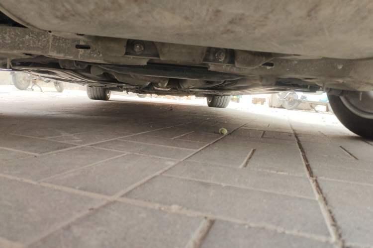 Used Volvo S60 2016 S60L T4 Zhiyuan Edition Chassis Rear