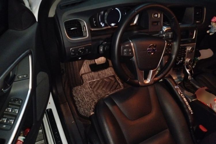 Used Volvo S60 2016 S60L T4 Zhiyuan Edition Driver Seat