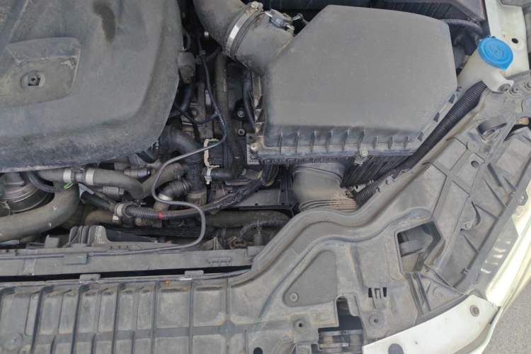 Used Volvo S60 2016 S60L T5 Intelligent Drive Edition Engine Bay Left