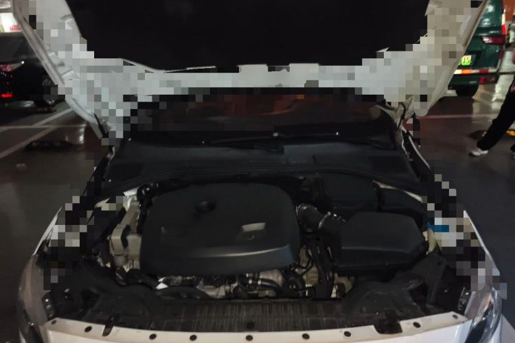 Used Volvo S60 2016 S60L T4 Zhiyuan Edition Engine Bay
