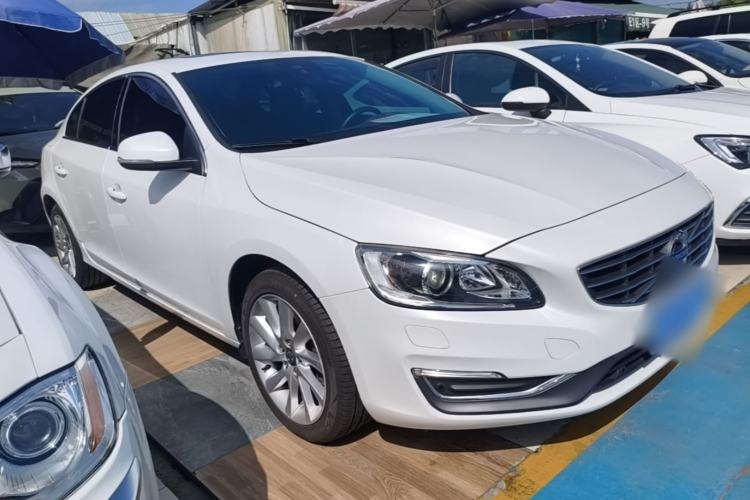 Used Volvo S60 2016 S60L T4 Zhiyuan Edition Exterior 1
