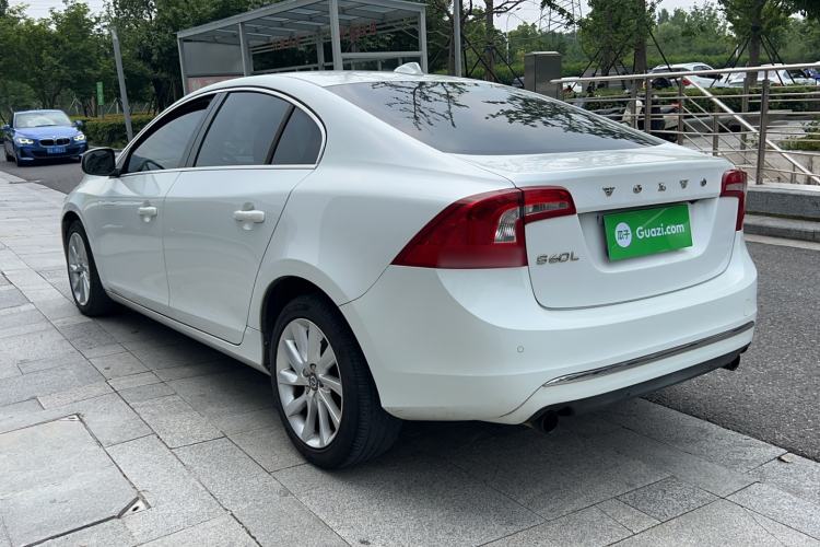 Used Volvo S60 2016 S60L T4 Zhiyuan Edition Exterior 3