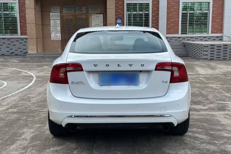 Used Volvo S60 2016 S60L T4 Zhiyuan Edition Exterior 3