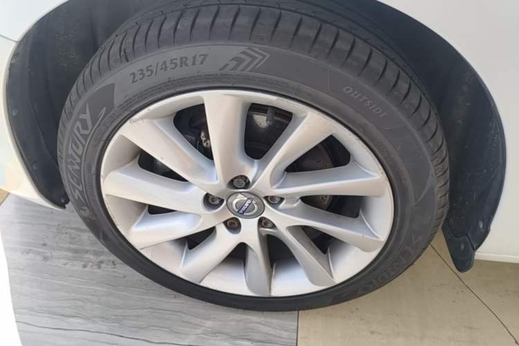 Used Volvo S60 2016 S60L T4 Zhiyuan Edition Exterior 4