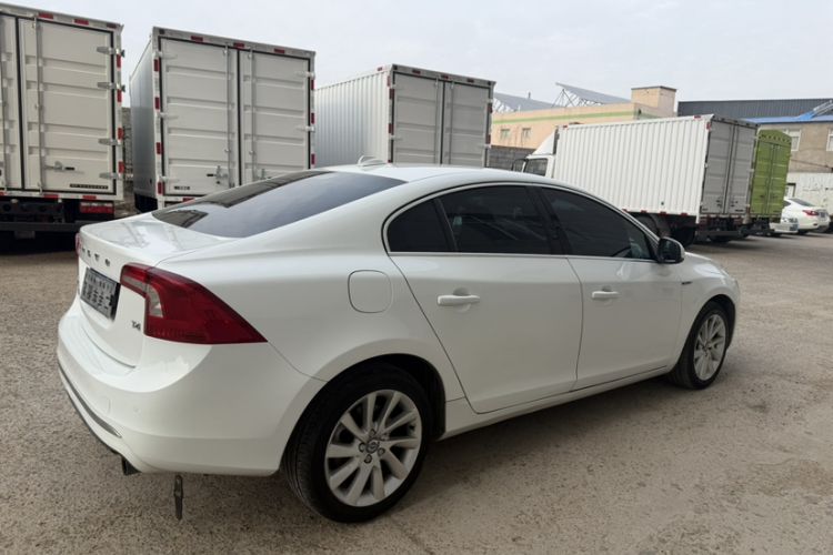 Used Volvo S60 2016 S60L T4 Zhiyuan Edition Exterior 9