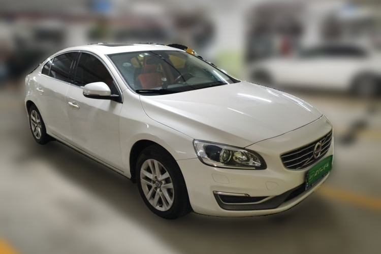 Used Volvo S60 2016 S60L T3 Smart Drive Edition Front Right 45 Deg