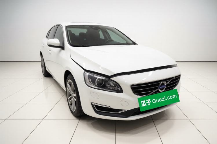 Used Volvo S60 2016 S60L T5 Intelligent Drive Edition Front Right 45 Deg
