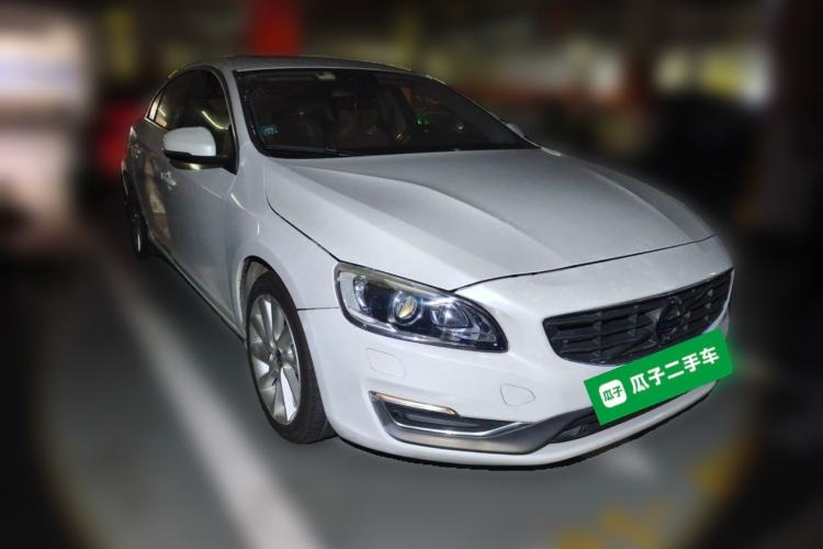 Used Volvo S60 2016 S60L T4 Zhiyuan Edition Front Right 45 Deg