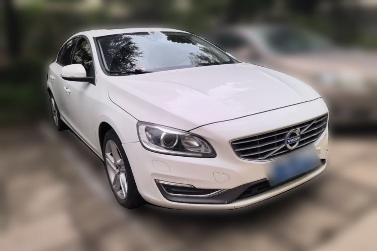 Used Volvo S60 2016 S60L T5 Intelligent Drive Edition Front Right 45 Deg