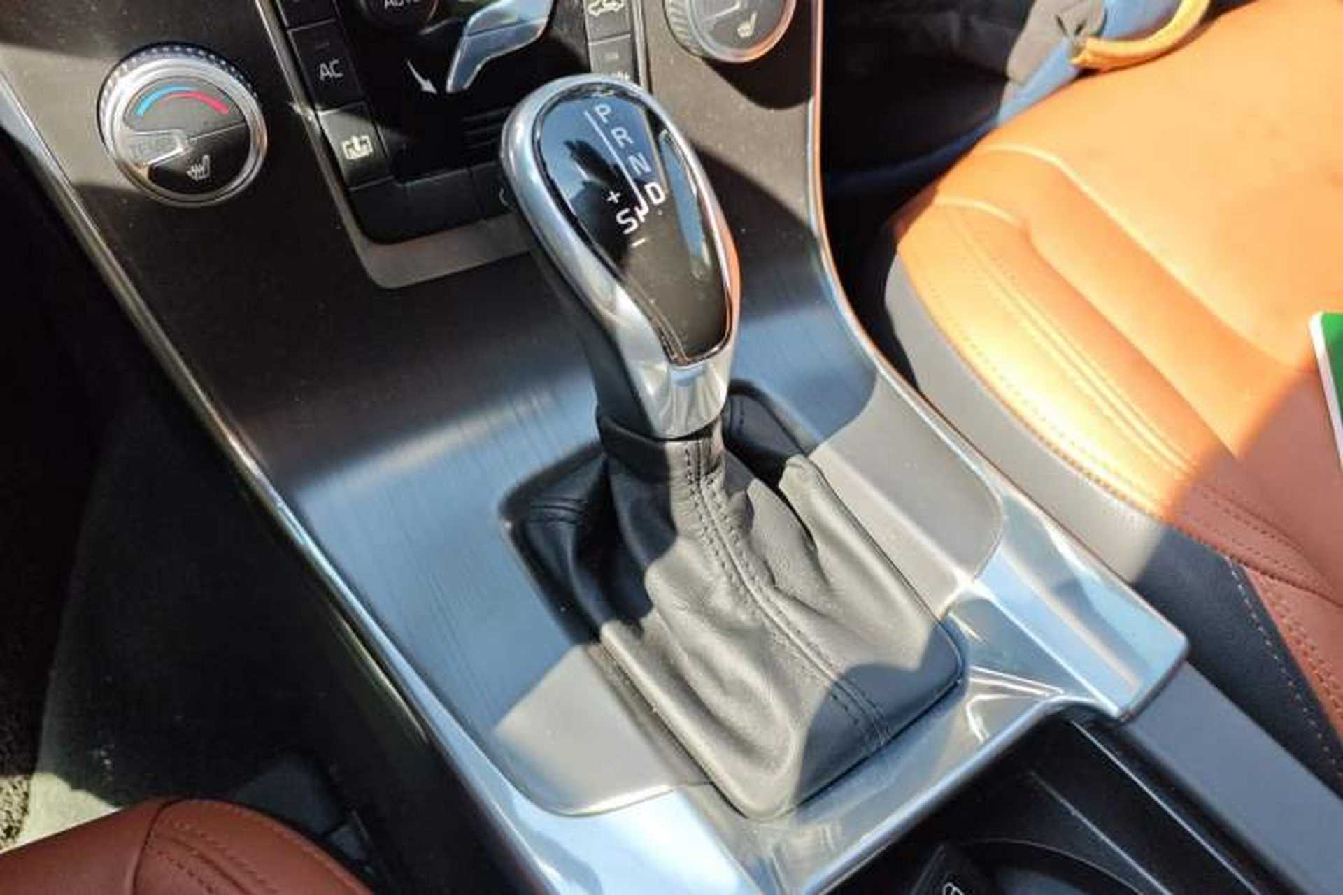 Used Volvo S60 2016 S60L T5 Intelligent Drive Edition Gear Lever