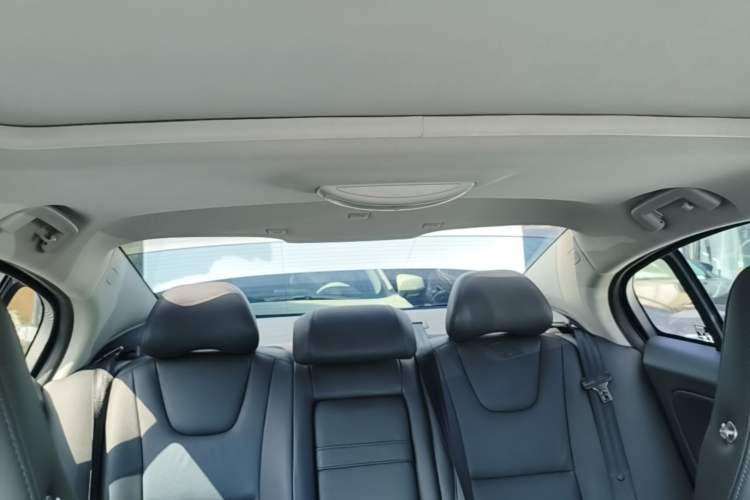 Used Volvo S60 2016 S60L T4 Zhiyuan Edition Headliner