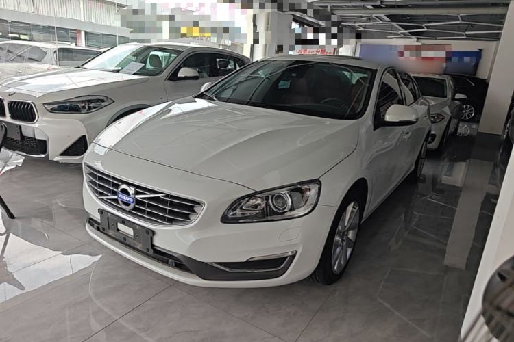 Used Volvo S60 2016 S60L T4 Zhiyuan Edition Guazi used car, China used car export, Used car for sale, Used Volvo cars, Cheapest cars for sale