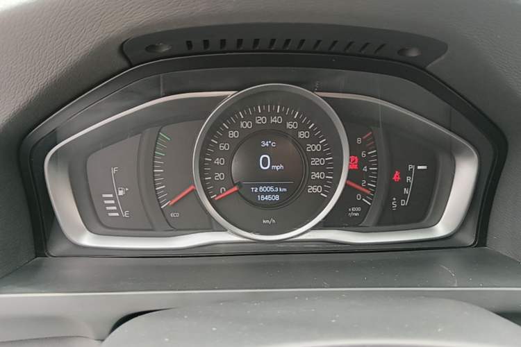 Used Volvo S60 2016 S60L T3 Smart Drive Edition Instrument Cluster