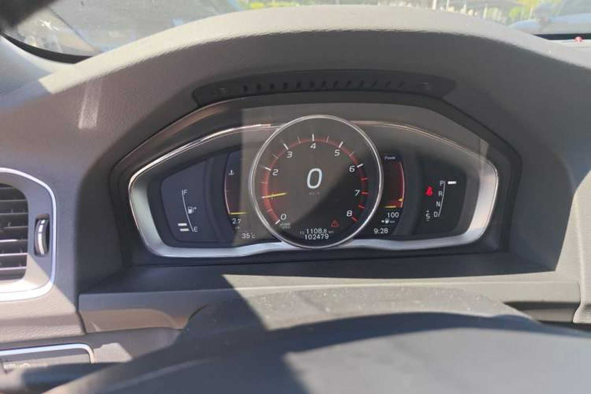 Used Volvo S60 2016 S60L T4 Zhiyuan Edition Instrument Cluster