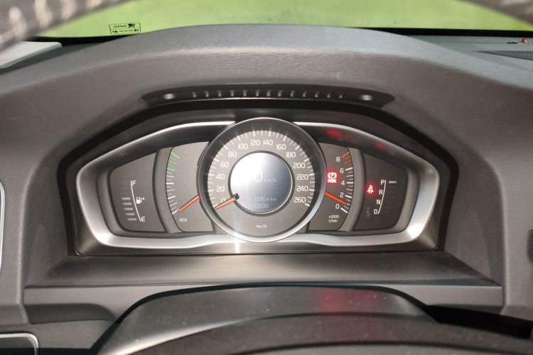 Used Volvo S60 2016 S60L T3 Smart Drive Edition Instrument Cluster
