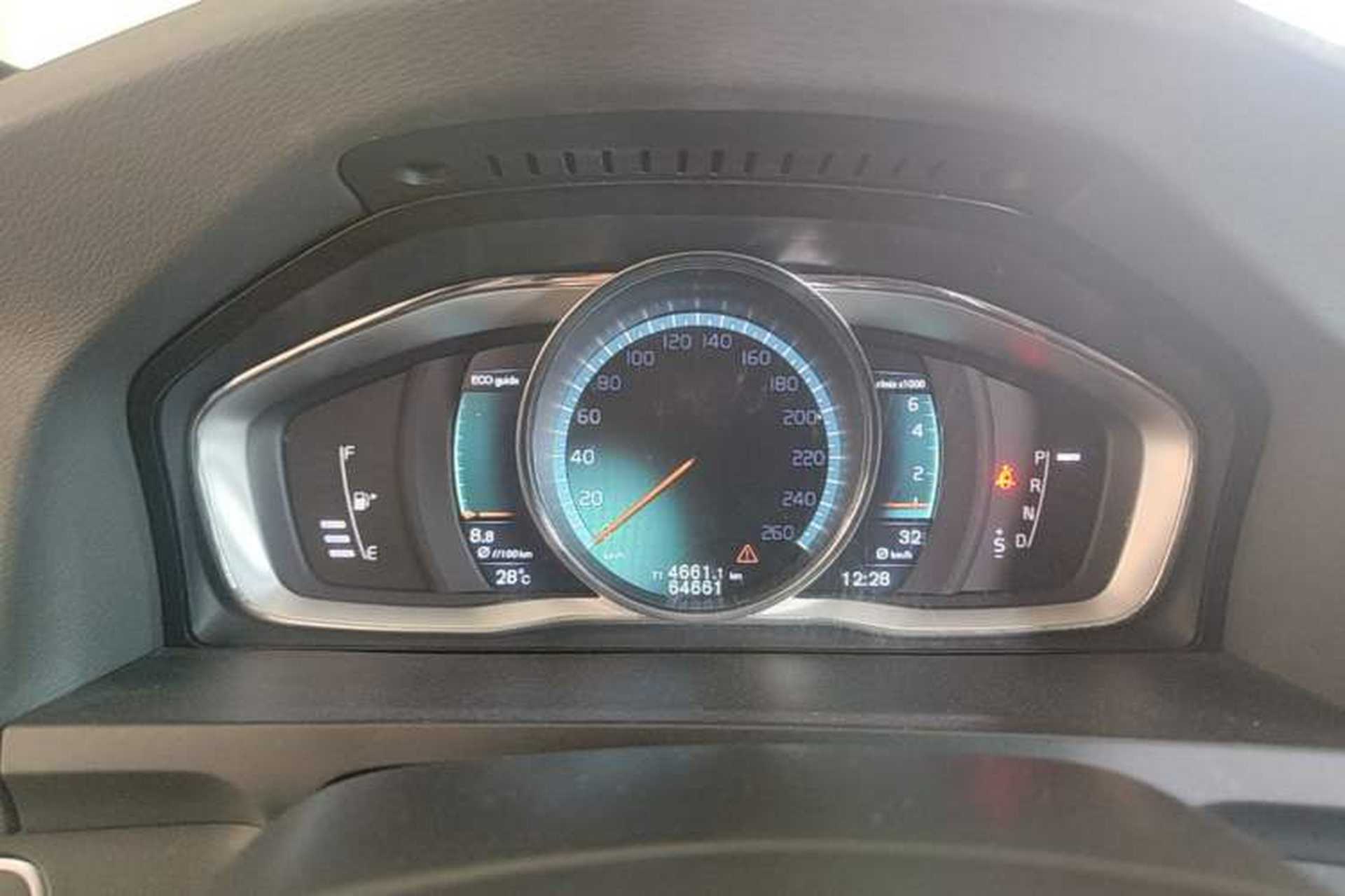 Used Volvo S60 2016 S60L T4 Zhiyuan Edition Instrument Cluster