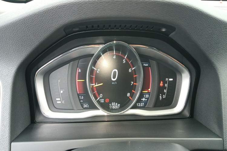 Used Volvo S60 2016 S60L T5 Intelligent Drive Edition Instrument Cluster