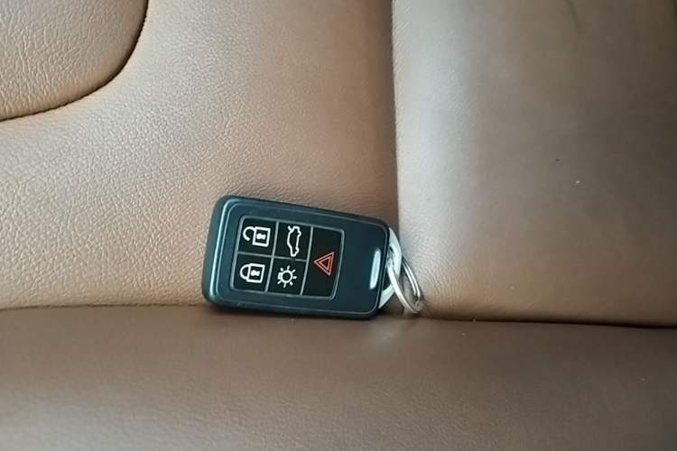 Used Volvo S60 2016 S60L T4 Zhiyuan Edition Interior 1