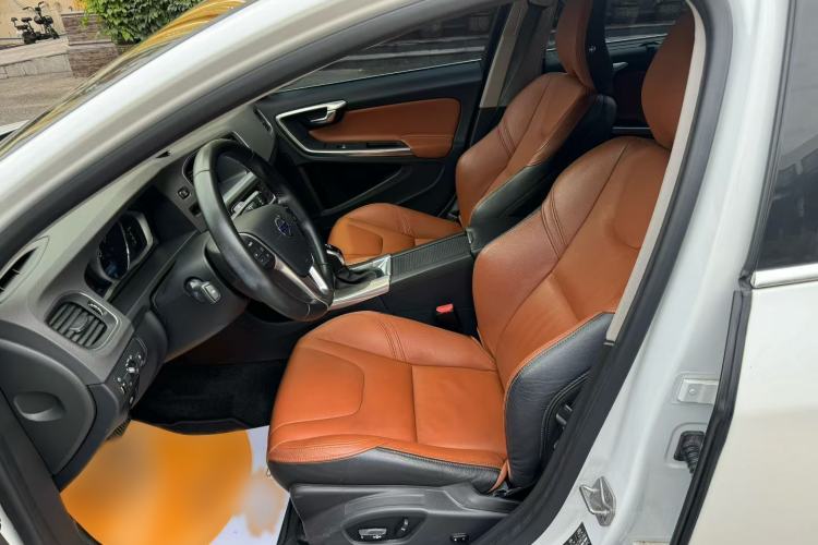 Used Volvo S60 2016 S60L T5 Intelligent Drive Edition Interior 4
