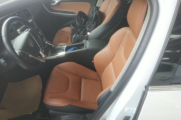 Used Volvo S60 2016 S60L T5 Intelligent Drive Edition Left Front Seat