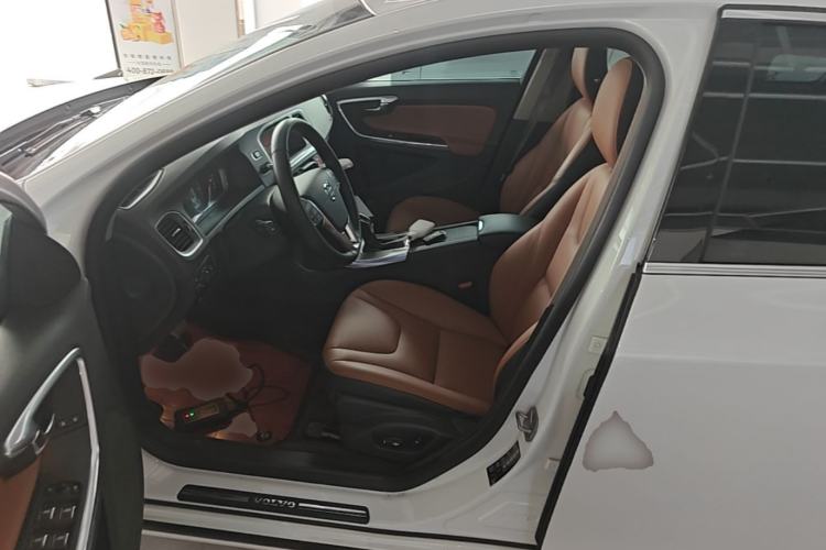 Used Volvo S60 2016 S60L T4 Zhiyuan Edition Left Front Seat