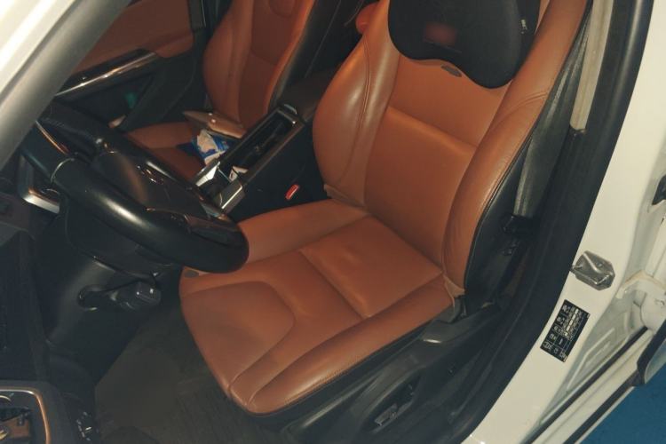Used Volvo S60 2016 S60L T4 Zhiyuan Edition Left Front Seat