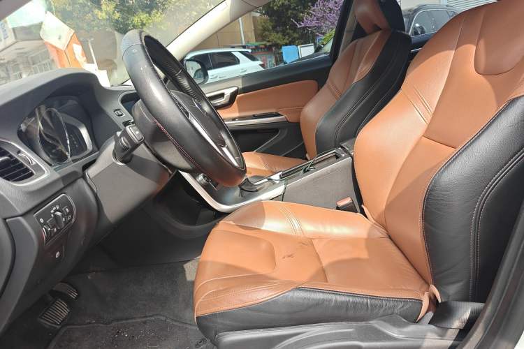 Used Volvo S60 2016 S60L T5 Intelligent Drive Edition Left Front Seat