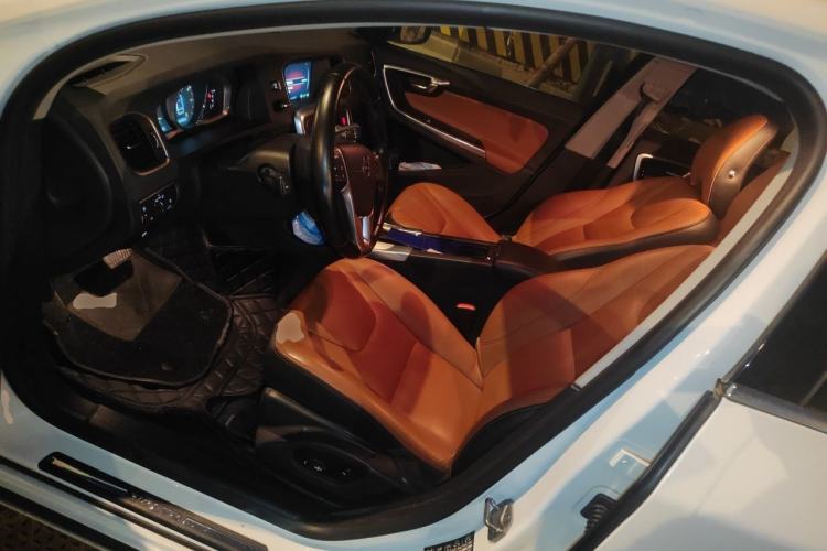 Used Volvo S60 2016 S60L T4 Zhiyuan Edition Left Front Seat
