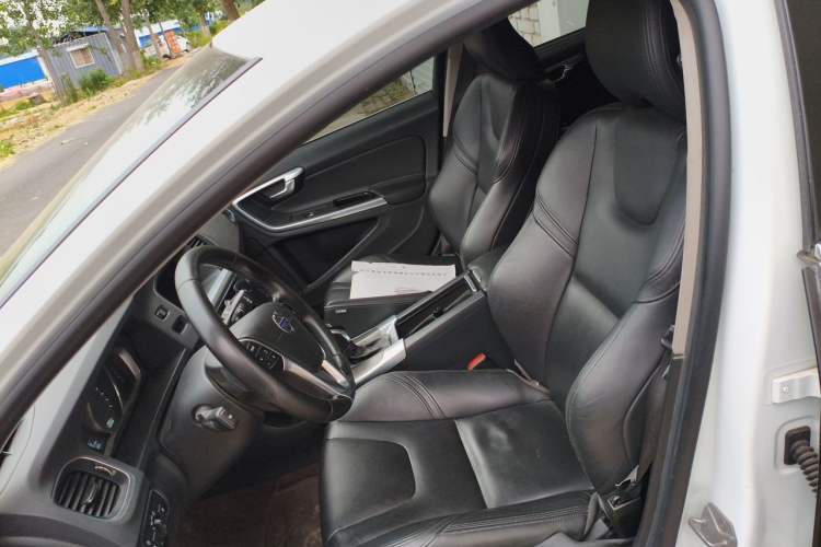 Used Volvo S60 2016 S60L T5 Intelligent Drive Edition Left Front Seat