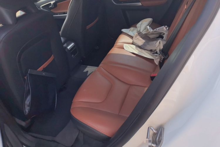 Used Volvo S60 2016 S60L T4 Zhiyuan Edition Left Rear Seat
