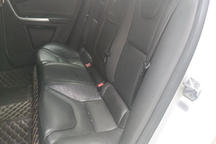 Used Volvo S60 2016 S60L T4 Zhiyuan Edition Left Rear Seat
