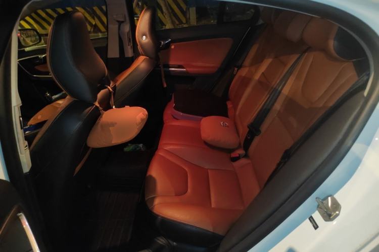 Used Volvo S60 2016 S60L T4 Zhiyuan Edition Left Rear Seat