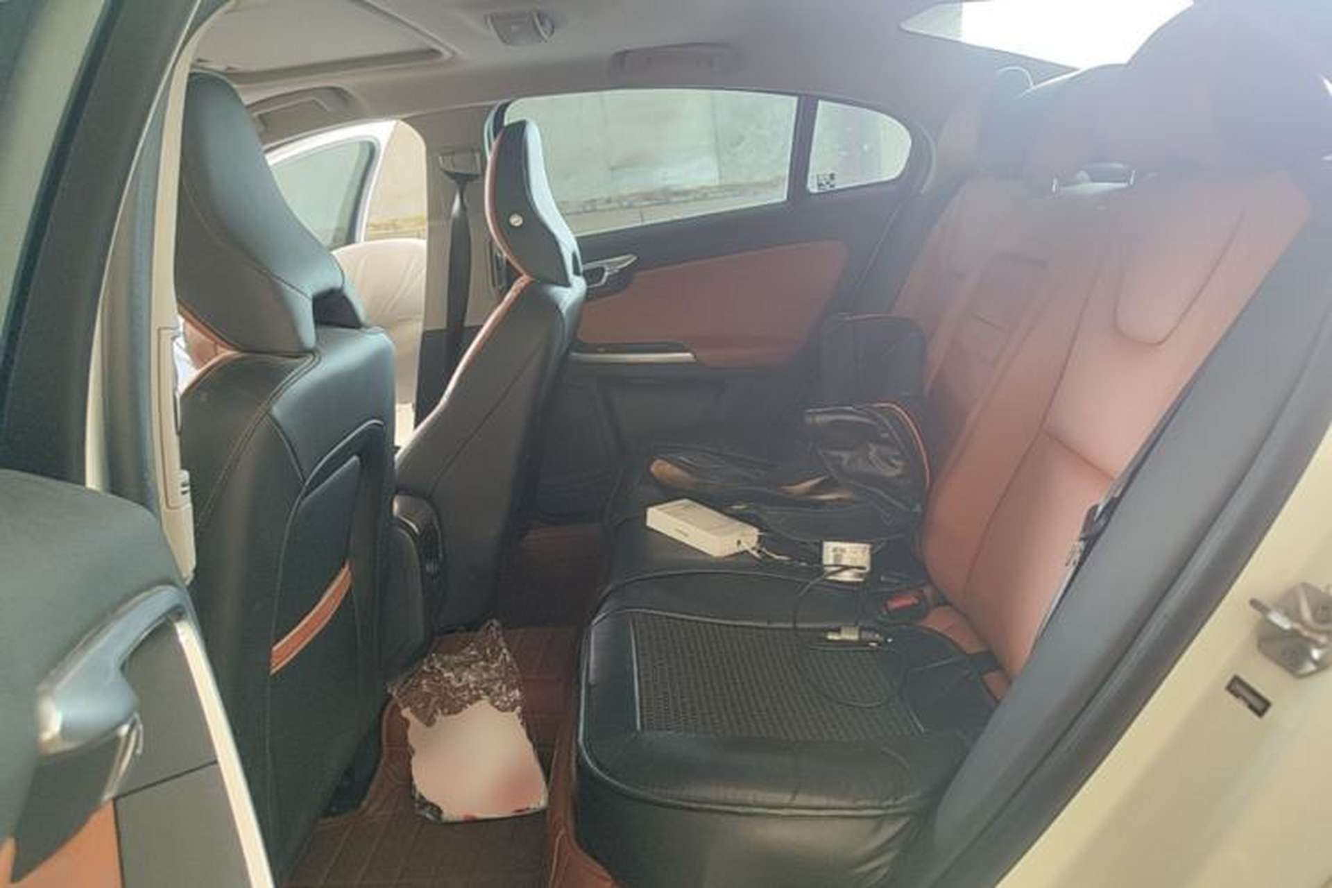 Used Volvo S60 2016 S60L T4 Zhiyuan Edition Left Rear Seat
