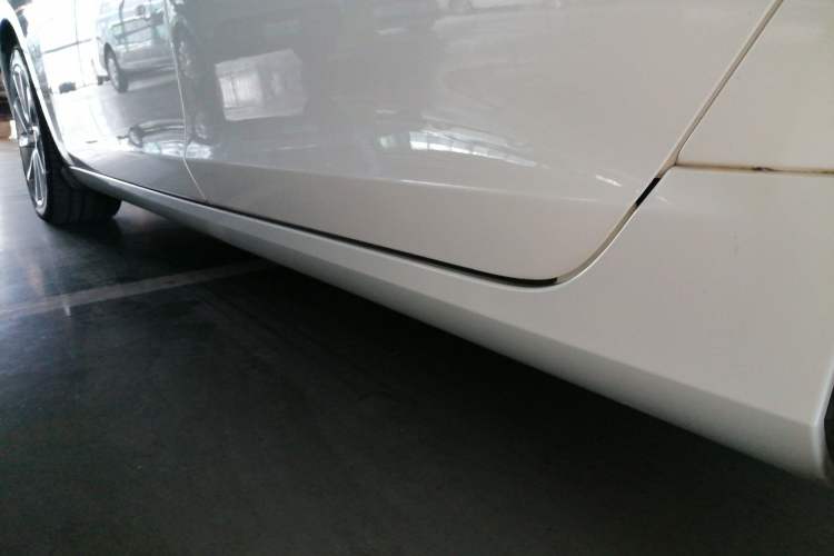 Used Volvo S60 2016 S60L T4 Zhiyuan Edition Left Side Sill