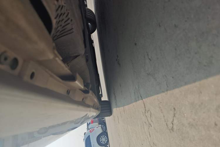 Used Volvo S60 2016 S60L T5 Intelligent Drive Edition Left Side Sill
