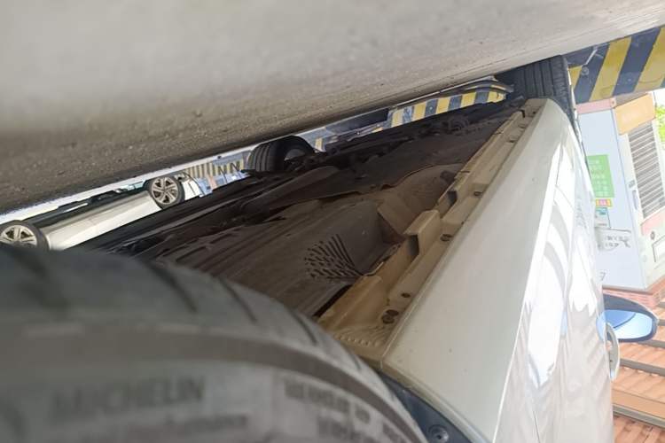 Used Volvo S60 2016 S60L T4 Zhiyuan Edition Left Side Sill