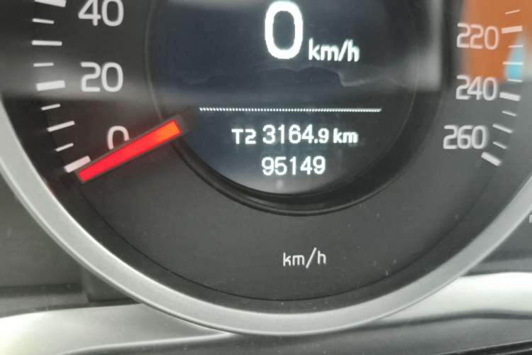 Used Volvo S60 2016 S60L T3 Smart Drive Edition Odometer Close Up
