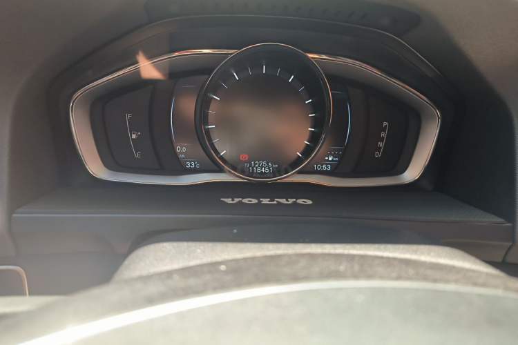 Used Volvo S60 2016 S60L T5 Intelligent Drive Edition Odometer Close Up