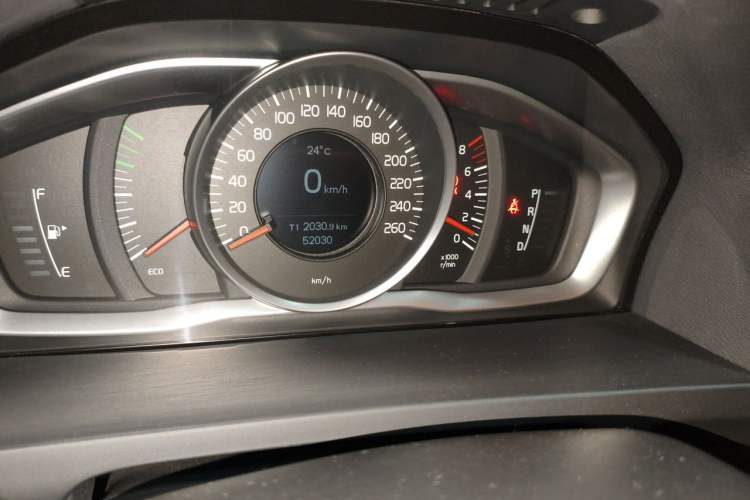 Used Volvo S60 2016 S60L T3 Smart Drive Edition Odometer Close Up