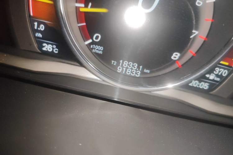Used Volvo S60 2016 S60L T4 Zhiyuan Edition Odometer Close Up